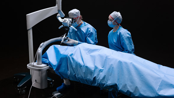 Chirurgen während der OP